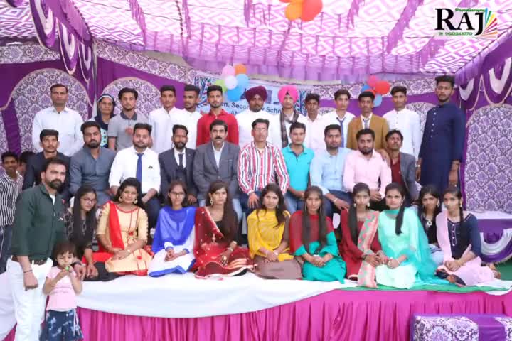अनूपगढ़: अनूपगढ़ के डीएन विद्यालय में 12वीं कक्षा के विद्यार्थियों का विदाई समारोह हुआ आयोजित #विदाई_समारोह