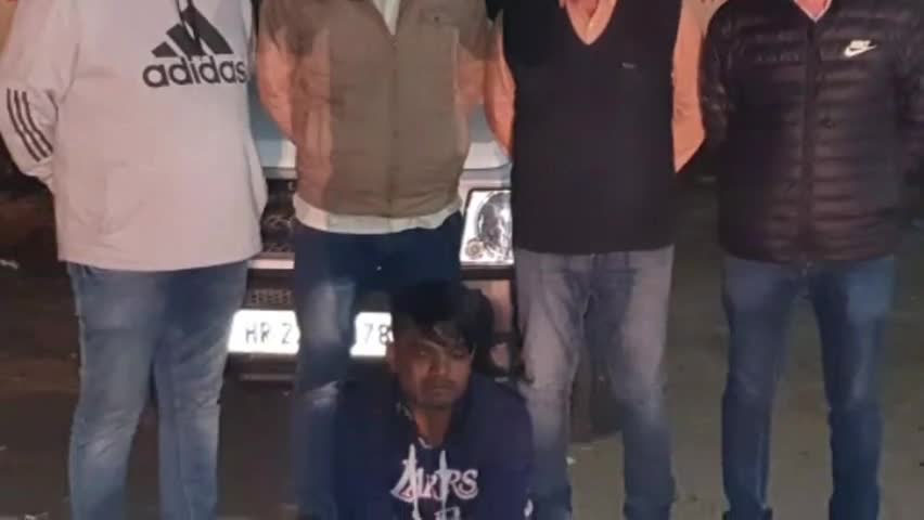 रतिया: टेलीफोन एक्सचेंज के समीप से पुलिस ने 18 ग्राम हेरोइन सहित युवक को किया गिरफ्तार #अपराध #हेरोइन