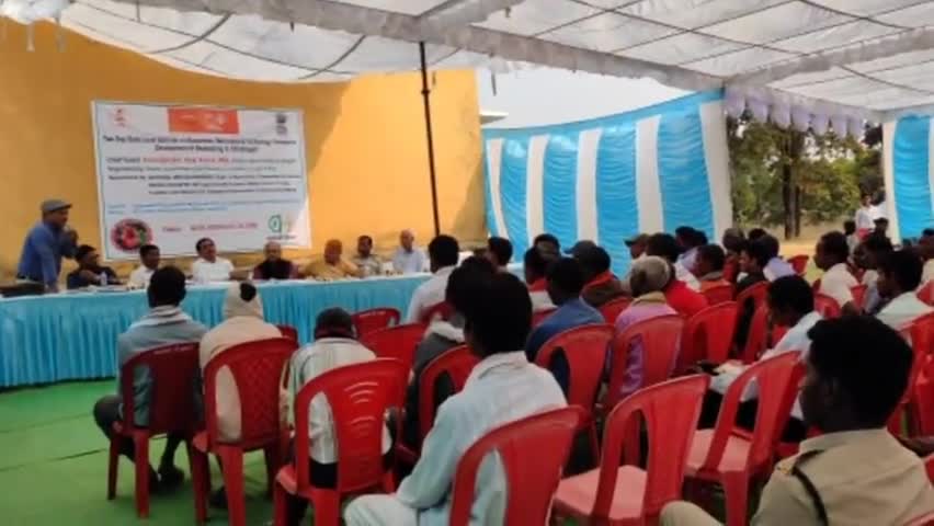 कोरबा: जिले के वनांचल क्षेत्र सतरेंगा में मधुमक्खी पालन पर दो दिवसीय संगोष्ठी का हुआ आयोजन #गोष्ठी