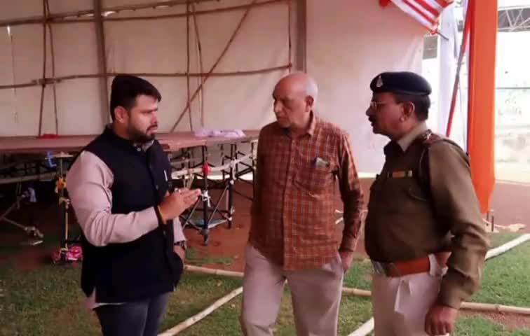 बेमेतरा: कृषि उपज मंडी में होने वाली भागवत कथा के आयोजन स्थल का निरीक्षण करने पहुंचे विधायक छाबड़ा #विधायक #भागवत_कथा