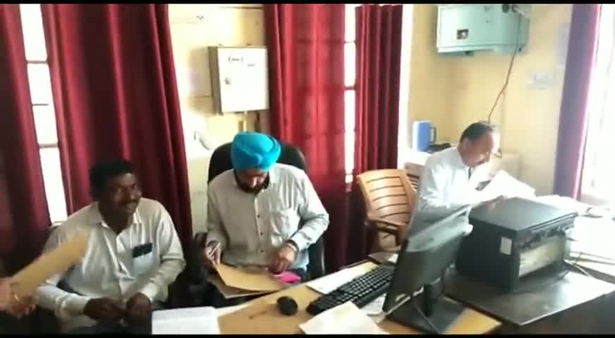 पदमपुर: ग्राम पंचायत 20बीबीए में हुई आमसभा की बैठक, सरपंच के साथ पंच व ग्रामीण हुए शामिल #आमसभा #सरपंच