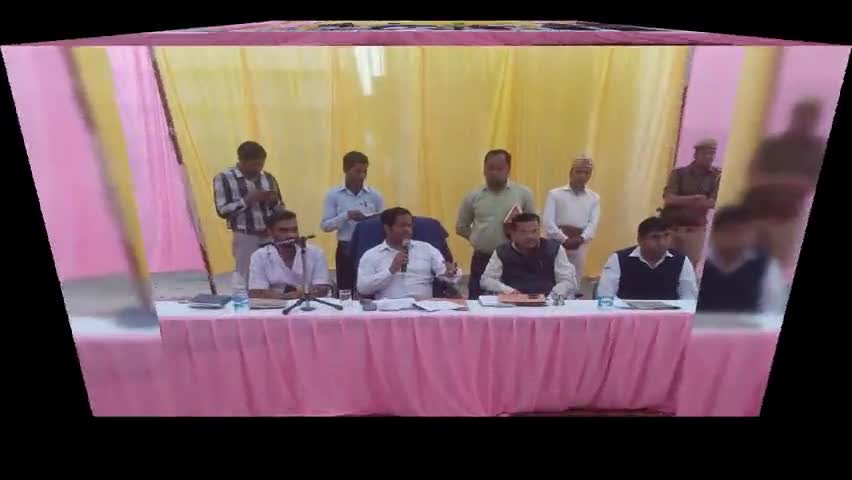 शोहरतगढ़: बढ़नी में आयुष्मान भारत योजना के तहत बैठक आयोजित, CDO बोले- गोल्डन कार्ड बनवाने में आशा निभाए अपनी भूमिका #आयुष्मान_भारत