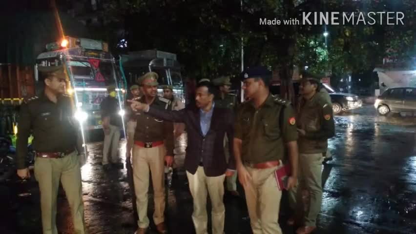 राजधानी में होली पर्व को लेकर डीसीपी नॉर्थ ने पुलिस बल के साथ विभिन्न इलाकों में किया पैदल गस्त #dcp #होली