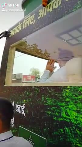 हुई रोशन मेरी गलियां  ,  मेरे सरकार आए हैं !!
#rjd #bihar #tejshawiyadav