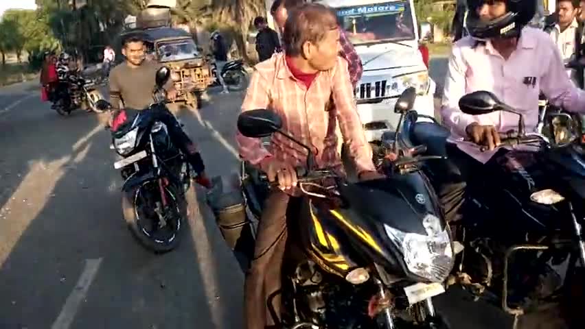 हंटरगंज: hunterganj pratapur more k pass hua ye durghatna#accidential #alcohol