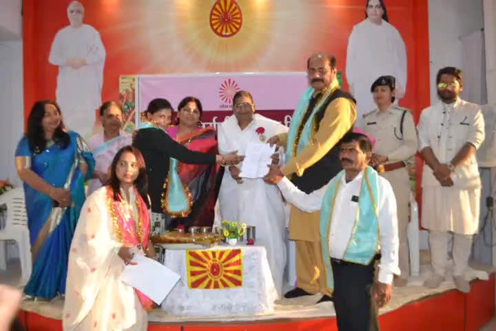 हुज़ूर: रीवा पीड़ित महिलाओं के मुकदमों की पैरवी निशुल्क करेंगे राजकुमार सिंह तिवारी अधिवक्ता। #राजकुमार #सिंह #तिवारी