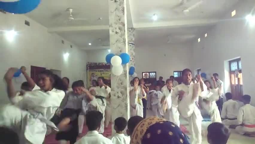 सिन्हा मार्सल आर्ट्स एकेडमी जमालपुर में अंतरराष्ट्रीय महिला दिवस पर बच्चियों को सशक्तिकरण के लिए जागरूक किया गया
#अंतरराष्ट्रीय_महिला_दिवस