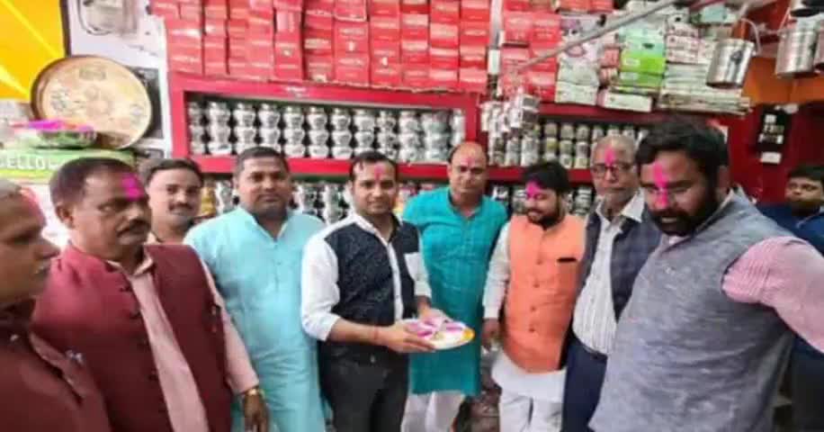 लालगंज: लालगंज में भाजपा कार्यकर्ताओं द्वारा जिला महामंत्री तथा जिला उपाध्यक्ष का किया गया जोरदार स्वागत
#bjpworkers