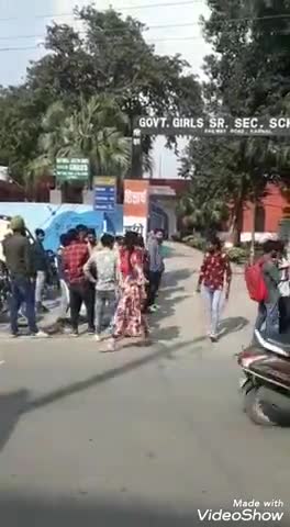करनाल: हरियाणा बोर्ड की 12वीं की फिजिकल विषय परीक्षा में नकल करते पकड़े गए 3 छात्र, बोर्ड को भेजी गई रिपोर्ट #हरियाणा_बोर्ड