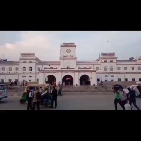 गोरखपुर: रेलवे स्टेशन के बाहर जीआरपी 1467 सीसीटीवी कैमरों के माध्यम से बदमाशों पर नजर रखने की कर है रही तैयारी #रेलवे #जीआरपी