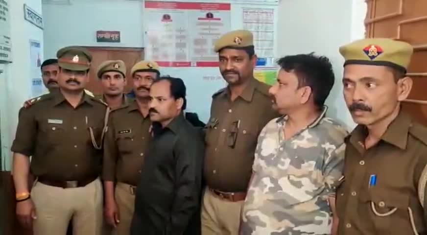 फ़र्ज़ी तरीके से बनाया जा रहा था सेनेटाइजर #fightcoronavirus#कोरोना_वायरस