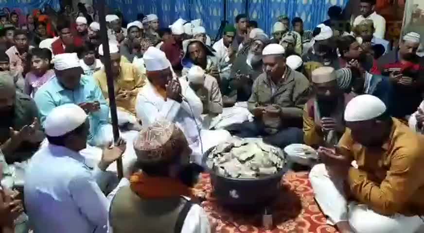 सूरतगढ़: हजरत पीर गरीब शाह दरगाह परिसर में चल रहे तीन दिवसीय सालाना उर्स का मंगलवार रात्रि को हुआ समापन #धर्म #उर्स