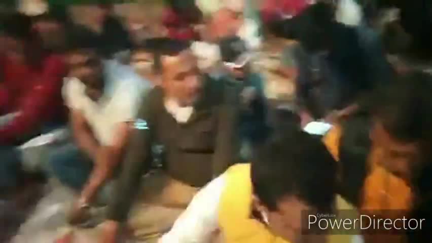 बाजपट्टी: बरहरवा में CAA-NRC व NPR के खिलाफ 41वें दिन भी धरना रहा जारी, सभा को भी किया जा रहा है संबोधित #सीएए #एनआरसी