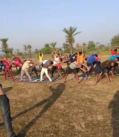 पथरगामा: #pathargama
maa chihari runner's k dura yoga ka आयोजन kiya gya 
#