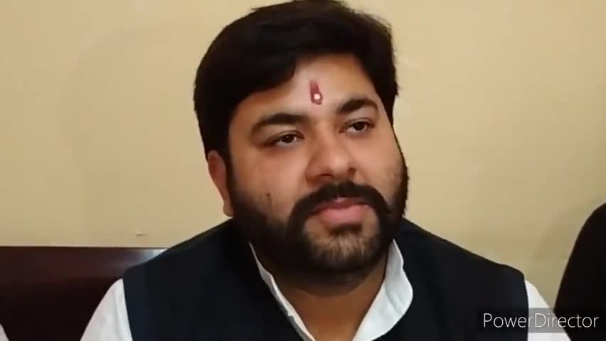 हांसी: जजपा नेता राहुल मक्कड ने जनता से की कोरोना को हराने में सहयोग करने की अपील #कोरोना_वायरस #जजपा
