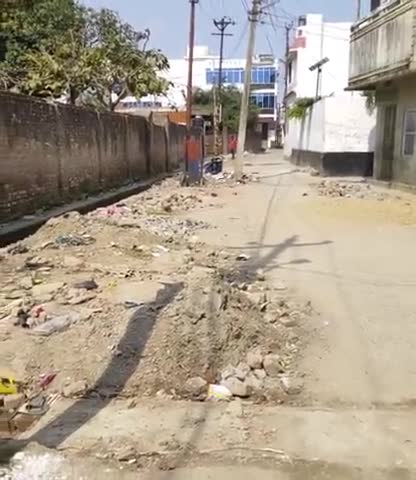 बरहज: उत्तर प्रदेश-एक शहर बरहज बाजार#क्रोना# जैसी बीमारी को देता संकेत