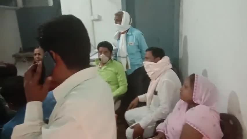 सिंघिया: सिंघिया में मुखिया व पदाधिकारी को डीएम, एसपी एवं मुख्य सचिव ने वीसी के माध्यम से दिए कई निर्देश #dm #मुख्य_सचिव