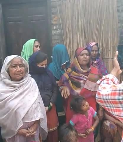 पानीपत: # haryana news panipat rashan na  milne  k karan pareshan  hoti  deha basti please  inki  request  sune #newsnetworkhr