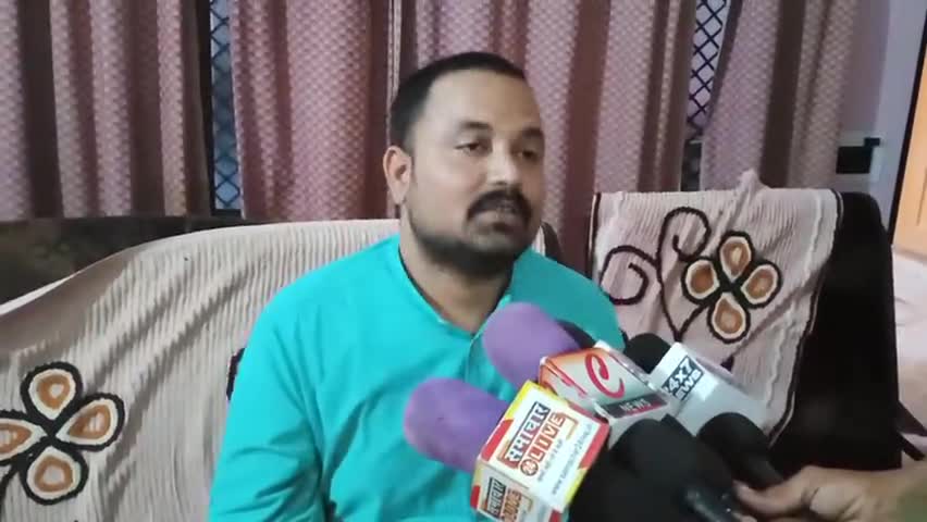 भिनगा: ब्लॉक प्रमुख प्रतिनिधि अमित शुक्ला ने जनपद वासियों से की घर में रहकर कोरोना वायरस से बचाव की अपील #कोरोना #ब्लॉक_प्रमुख