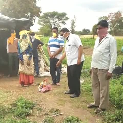 बड़ी सादड़ी: बोहेड़ा कस्बे में लॉकडाउन को लेकर सरपंच व भाजपा जिलाध्यक्ष ने गरीबों को वितरित की राशन सामग्री #बीजेपी #ज़िला_अध्यक्ष