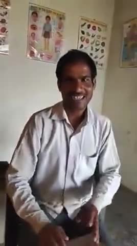 लोक भाषा में बहुत ही गहरे अर्थ को समेटें हुए यह शब्द आज के हालात को समझने के लिए पर्याप्त है
#घर_पर_रहें #सुरक्षित_रहें