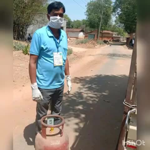 नारायणपुर: नारायणपुर प्रखंड में रसोई गैस की हो रही होम डिलीवरी, उपभोक्ताओं को मिली राहत #रसोई_गैस