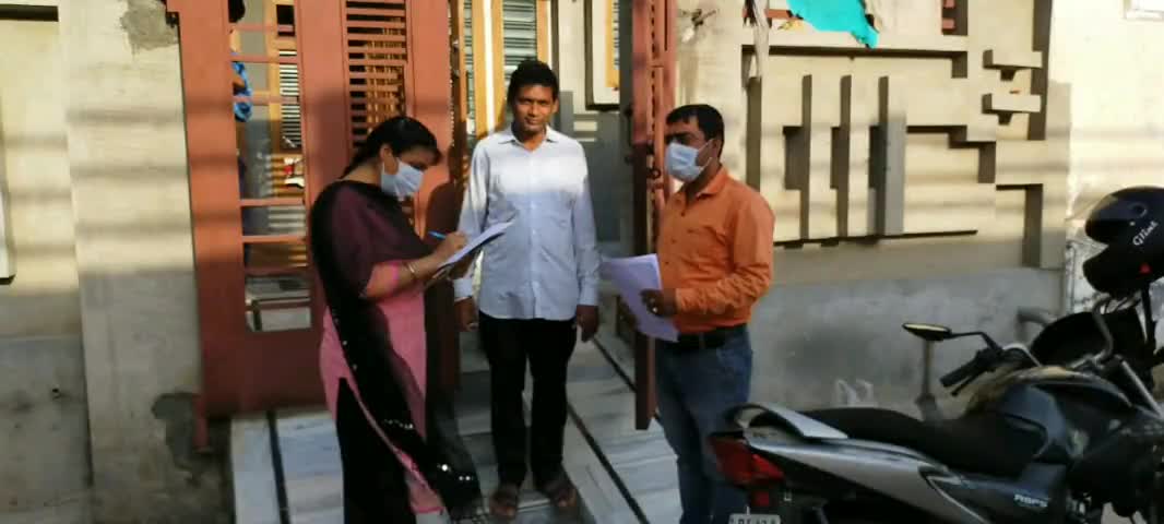 करणपुर: श्री करणपुर में कोरोना वायरस को लेकर सरकार के आदेश अनुसार घर-घर सर्वे में जुटी टीम, जुटाया जा रहा है डाटा #बीएलओ