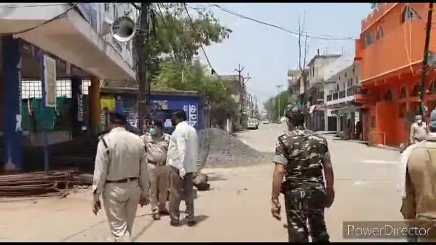 इटारसी: इटारसी डीआईजी अरविंद सक्सेना ने हॉटस्पॉट क्षेत्रों का निरीक्षण कर देखे सुरक्षा के इंतजाम #डीआईजी