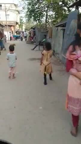 पूर्णिया पूर्व: lockdown ka plan nhi karte hue  muzaffar nagar mai (lut mohallah )#purneanews #coronavirus_in_chaina ﻿#कोरोना