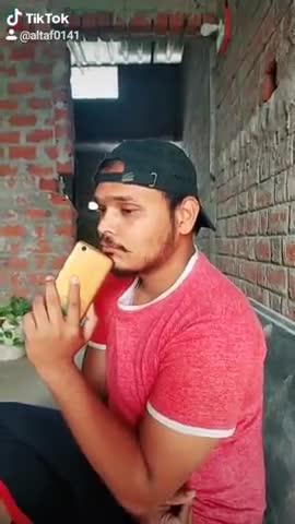 बनखेड़ी: lockdown ka palan krte huy apne ghar par hi time bitane ka ek jariye tiktok bhi bna h #patrika #news24 ﻿#yogeshsharmabtp