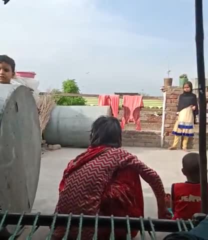 मुज़फ्फरनगर: हमारी वीडियो देखने के लिए हमारे यूट्यूब चैनल पर जाए
link https://youtu.be/9L29RWh4bXk
﻿#youtube311 
#newsreports
