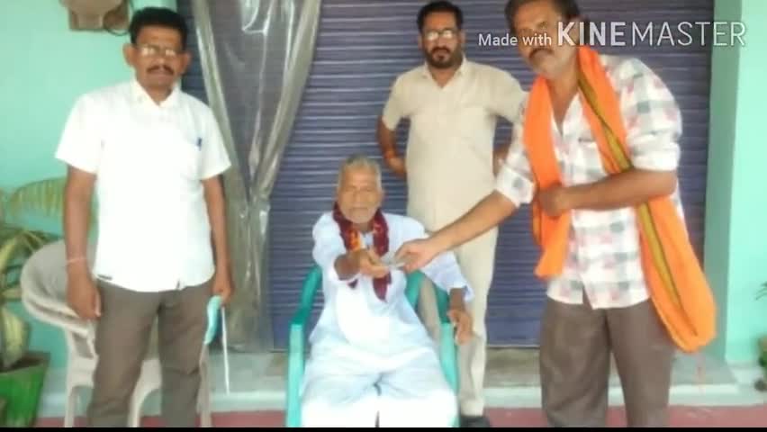 बलौदाबाज़ार: नगर के 75 वर्षीय जनसंघी रामबहोरे साहू ने प्रधानमंत्री राहत कोष में दिए ₹5100 #राहत_कोष