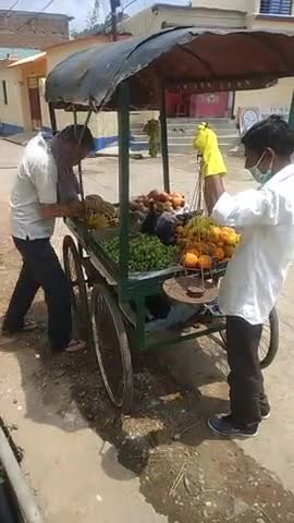 पाकुड़ के दो Auto के ऑनर है, समय के परिस्थिति में अपने को ढाल दिया और रोजगार की व्यवस्था कर ली।
#पाकुड़