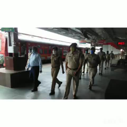 गया टाउन सीडी ब्लॉक: आरपीएफ के आईजी पहुंचे गया, अधिकारियों व जवानों का बढ़ाया हौसला #रेलवे #आरपीएफ