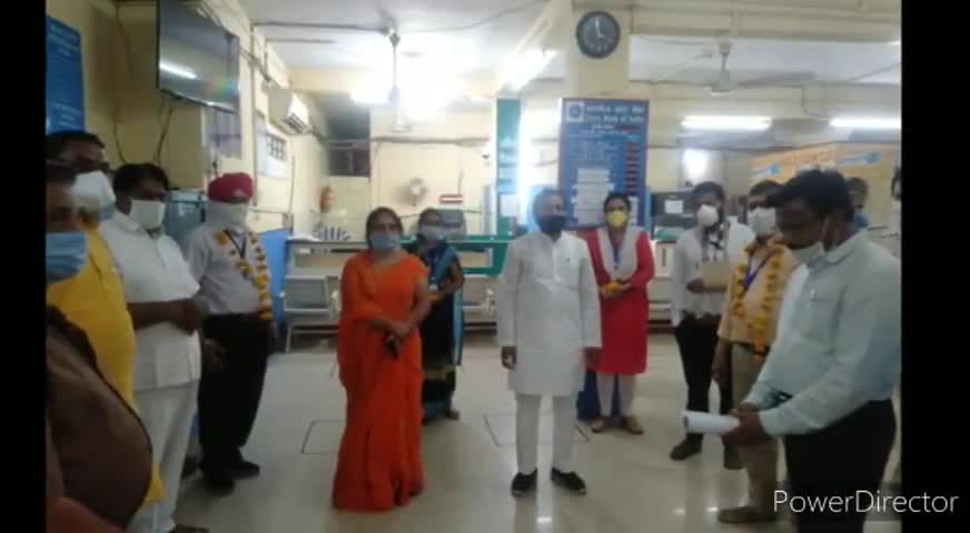 रतलाम: कोरोना महामारी से पुरे विश्व के साथ भारत मे भी इस बीमारी से संघर्ष जारी है, दिलीप कुमावत श्रद्धा टुडे#covid_19india #c