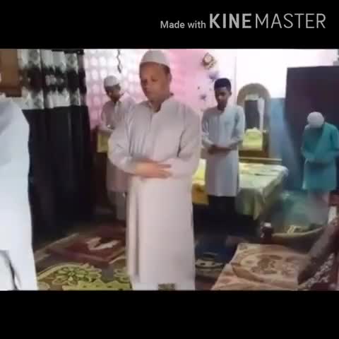 राजाखेड़ा: लॉकडाउन के चलते राजाखेड़ा में रमजान के पहले जुम्मे की नमाज घर पर ही की गई अदा, सोशल डिस्टेंस का किया पालन #जुम्मा