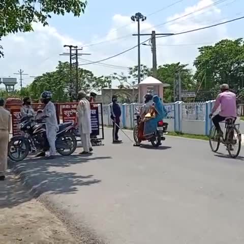 सुपौल: अंबेडकर चौक पर महिला पुलिस बल व एनसीसी के कैडेट कड़ी धूप में भी मुस्तैदी से निभा रहे जिम्मेदारी #एनसीसी #पुलिस