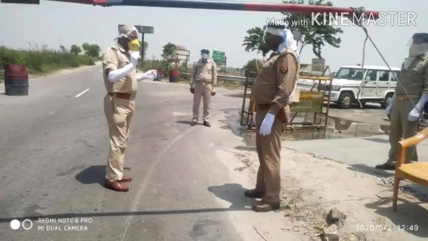गुन्नौर: गुनौर में क्षेत्राधिकारी ने विभिन्न बैरियर पर जाकर ड्यूटी पर तैनात पुलिस कर्मियों को दिए निर्देश #क्षेत्राधिकारी