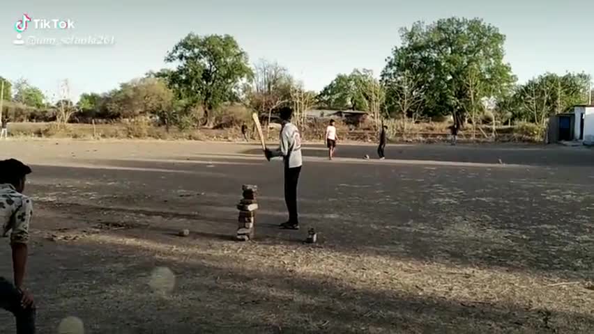 खंडवा: I love cricket 🏏😍 
#cricker #cricket #iplमें #superstition ﻿
