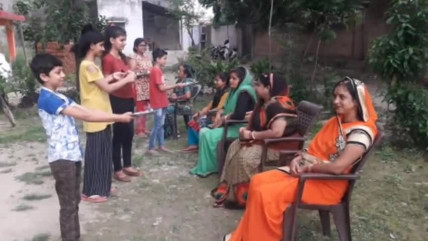 सिधौली: कमलापुर में नई पहल फाउंडेशन ने मनाया अंतर्राष्ट्रीय मातृ दिवस, बच्चों ने मांओं की उपासना कर लिया आशीर्वाद #मातृ_दिवस