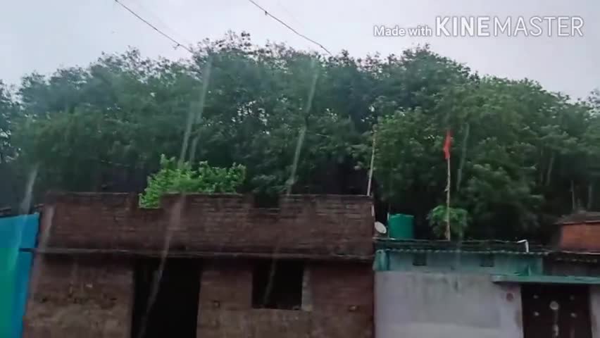 बेरमो: उमस भरी गर्मी के बाद मौसम ने अपना मिजाज बदला लगातार बारिश के साथ तेज हवाओं ने अपना रूप दिखाया#JAISWALsir