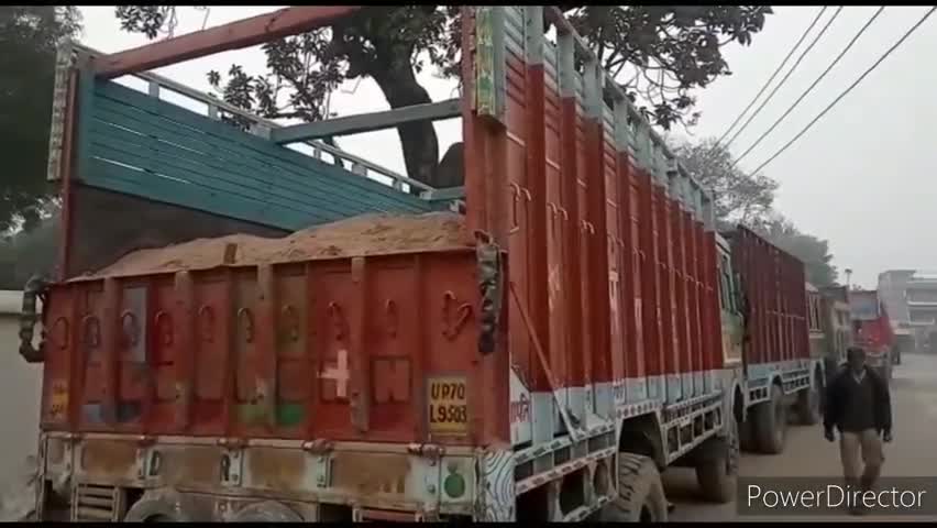 मंझनपुर: मंझनपुर में आरटीओ ने बालू से ओवरलोड 12 वाहन किए सीज, 8 का किया ई-चालान #आरटीओ