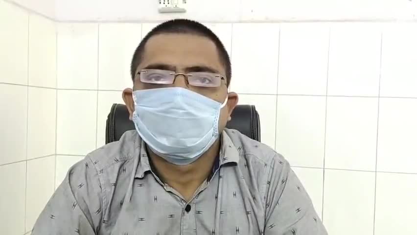 धनौरा: बाहर से आने वाले 40 से अधिक लोगों को गजरौला सीएचसी प्रभारी डॉ. योगेंद्र सिंह ने करवाया होम क्वॉरेंटाइन #होम क्वॉरेंटाइन
