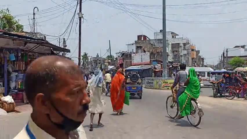 सुपौल: सुपौल बाज़ार में इतनी गर्मी में भी इतने लोग कोरोना बाज़ार से समाप्त हो गया है #सुपौल #supaulbazar #supaulnews #supaul