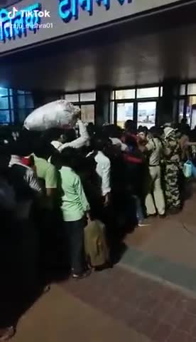 संपतचक: mumbai se ayee huye log bihar up 😭😭 pta ni kab khatam.hoga carona ﻿#caronavirus8744 #caronavirus