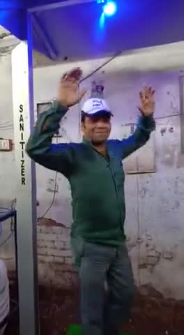 मंझनपुर: #self working sanetizer
इस सेनीटाइजर  मशीन के जरिए आप कोविड-19 के प्रभाव से अपने आप को एवं आने वाले लोगों को बचाएं