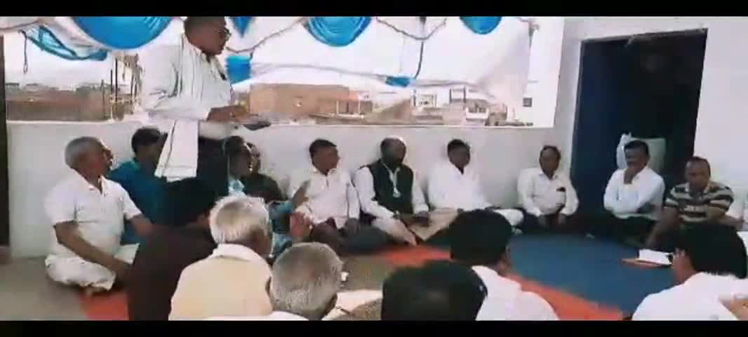 दमोह: अहिरवार जाटव समाज ने कोमल अहिरवार जी को समाज का जिलाध्यक्ष नियुक्त किया।
#नियुक्ति