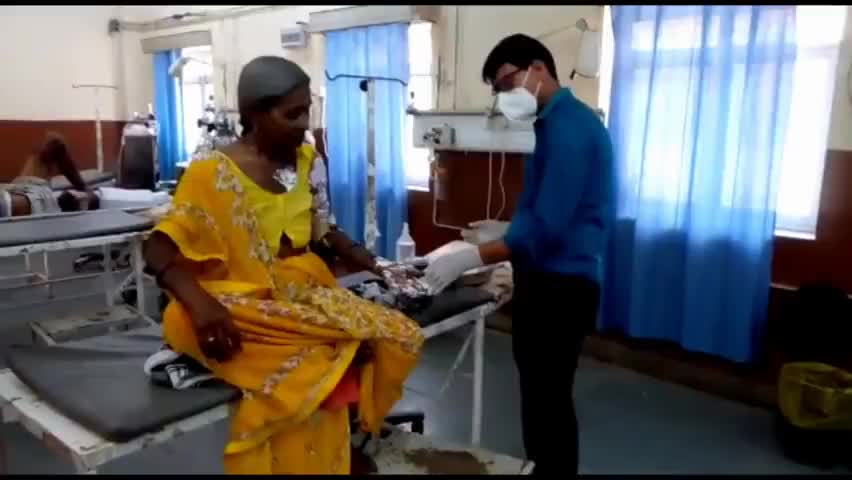 दौसा: मानवाधिकार आयोग ने दौसा में मां पर केरोसिन डालकर आग लगाने के मामले में डीजीपी व एसपी से मांगी रिपोर्ट #डीजीपी #एसपी