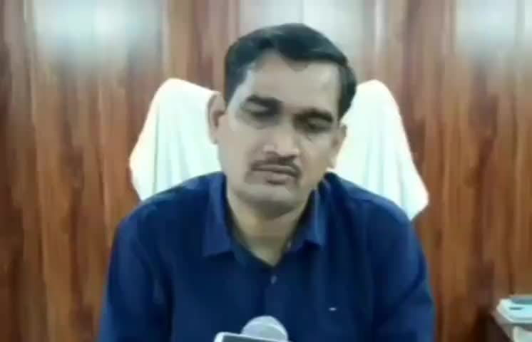 कासगंज: ज़िले में बाहरी राज्यों से आए प्रवासियों के लिए निगरानी रखने के लिए बनाई गई 158 निगरानी समितियांः डीएम #निगरानी #डीएम