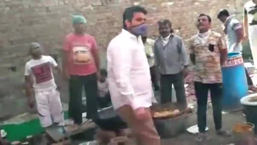 पानीपत: युवा जेजेपी नेता देवेंद्र कादयान ने गरीबों के लिए चलाई जा रही रसोई का किया दौरा #जेजेपी #निरीक्षण